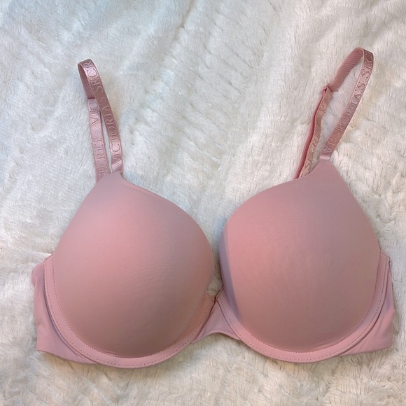 Victoria’s Secret Pink Push-up Bra in Size 32D. EUC. Underwire and Padded - Picture 1 of 5